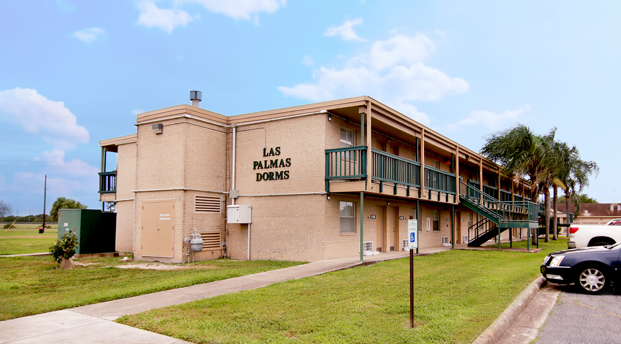 Campus Housing Las Palmas Dormitories2 - Campus Housing